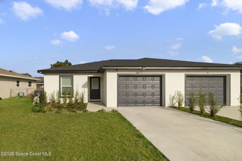 Property photo of 95 w towne place, titusville, FL 32796