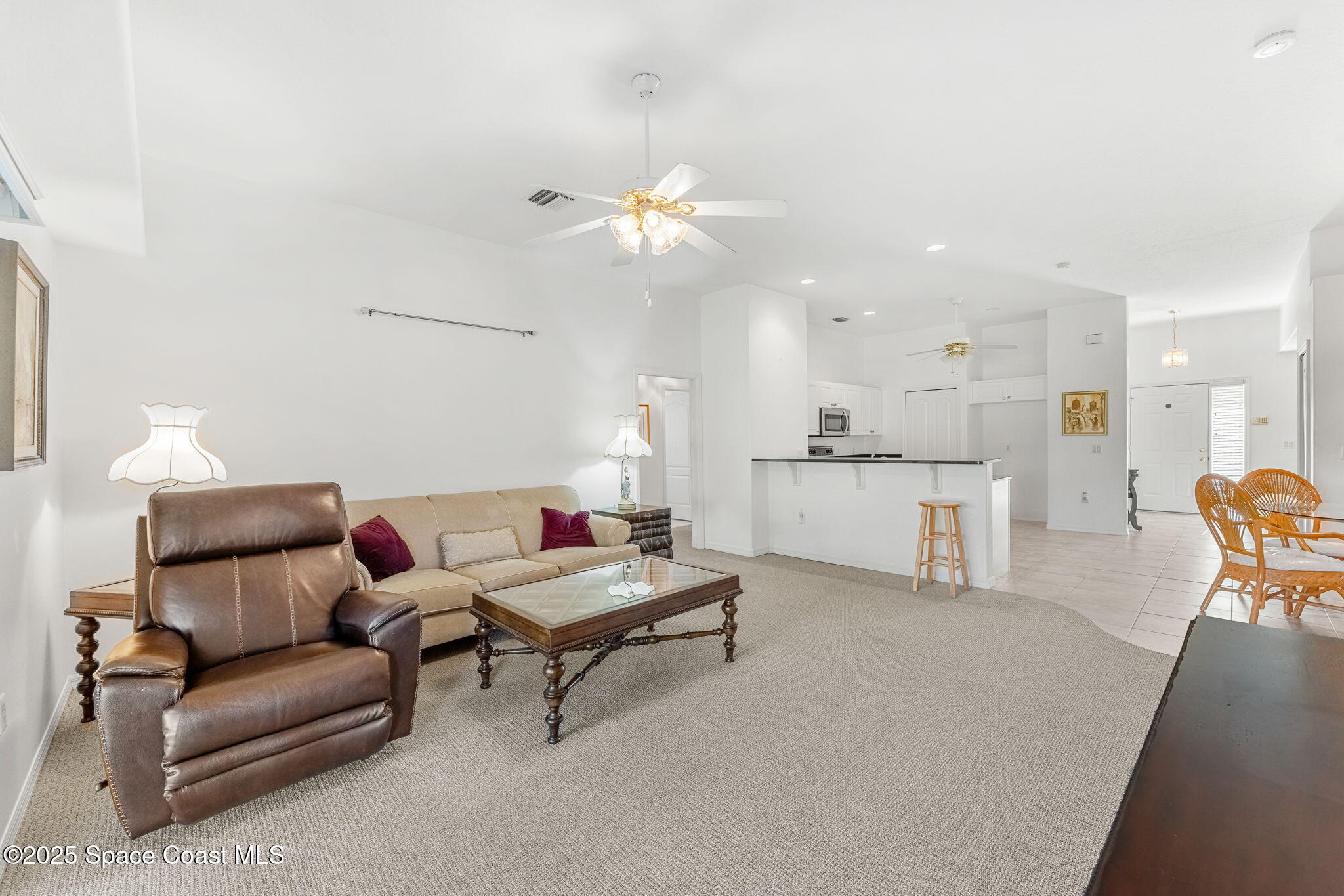 926 Pine Creek Circle NE