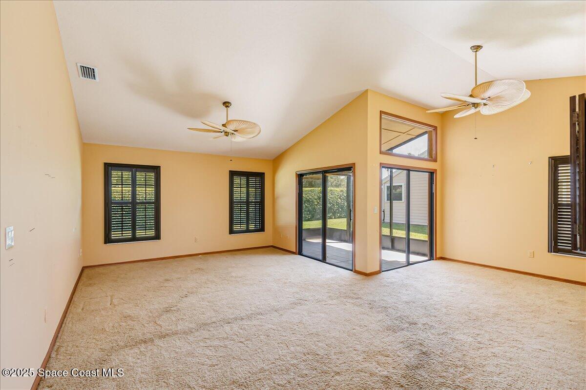 883 Ridge Lake Drive