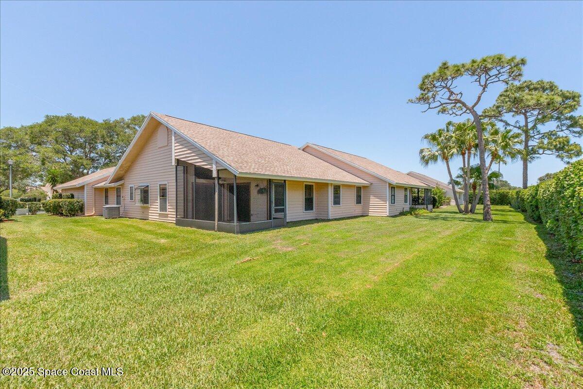 883 Ridge Lake Drive