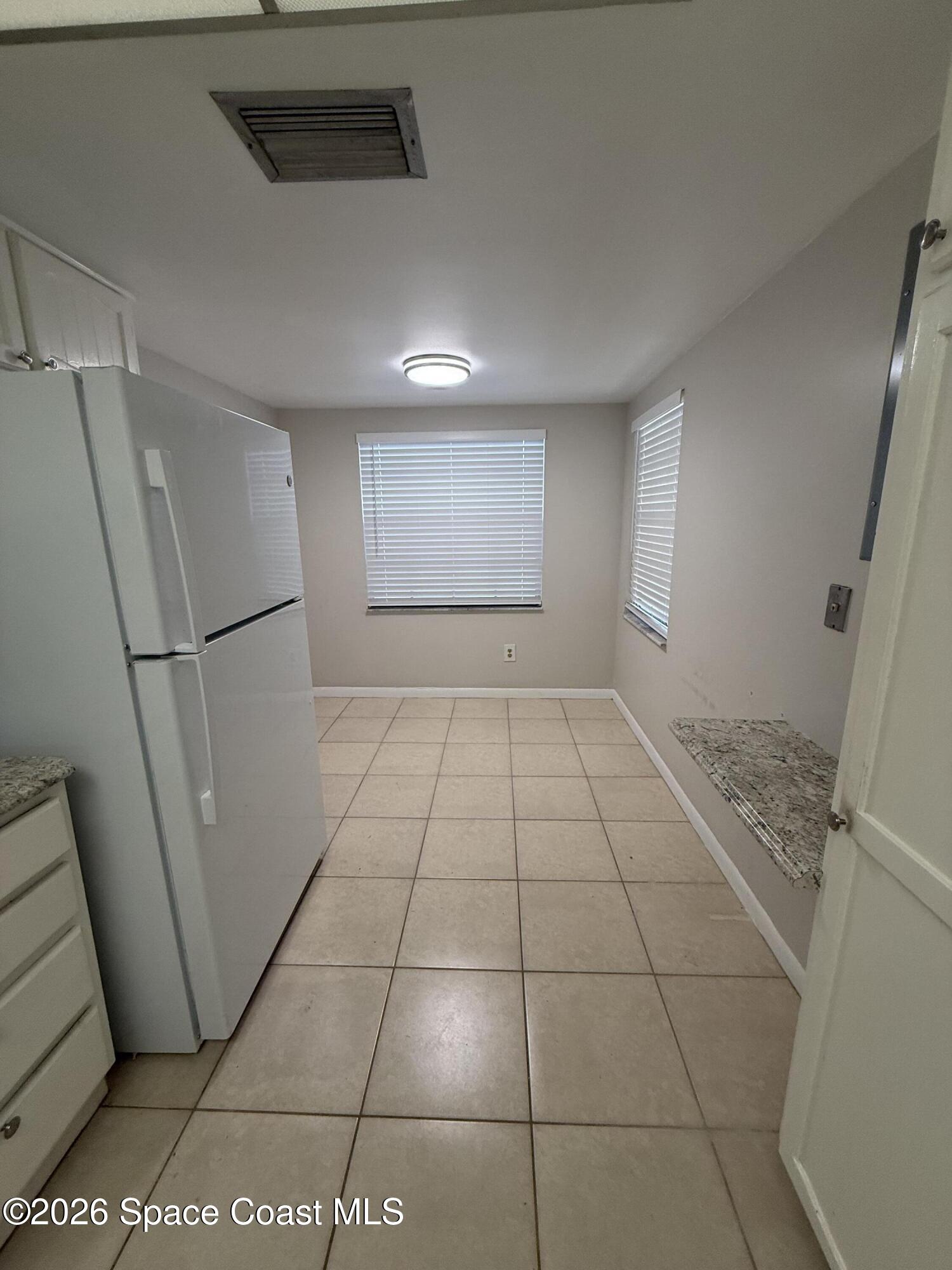 255 Paradise Boulevard 7