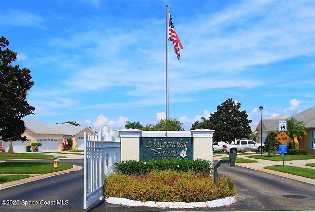 1193 Honeybee Lane