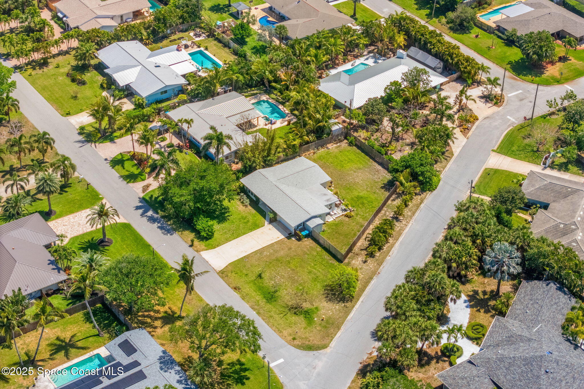 411 Poinsettia Road