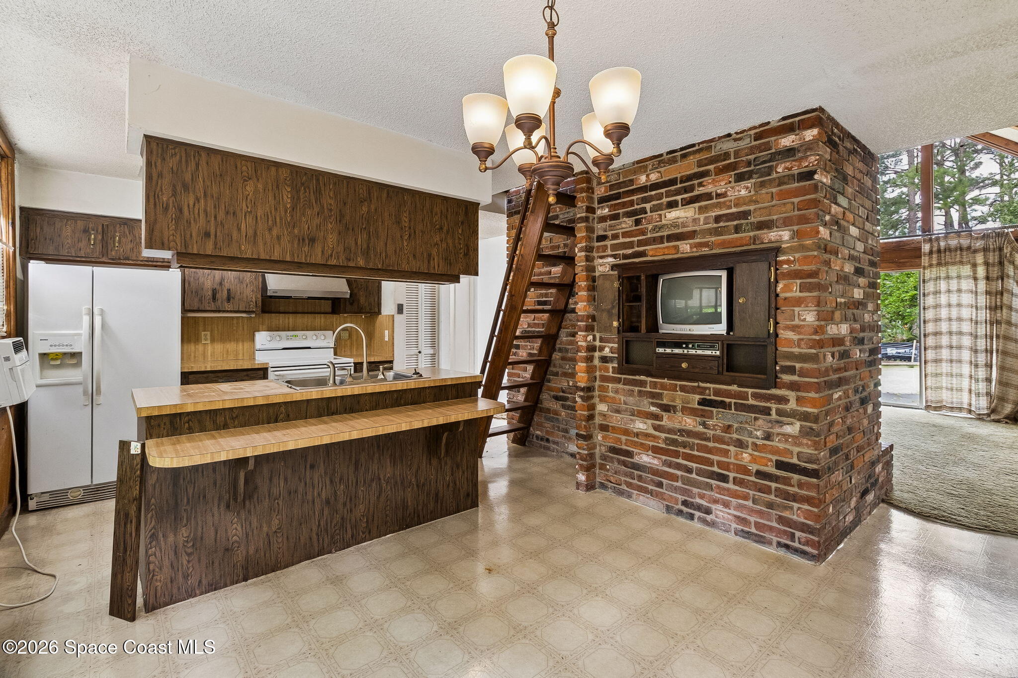 1502 Willard Road NW