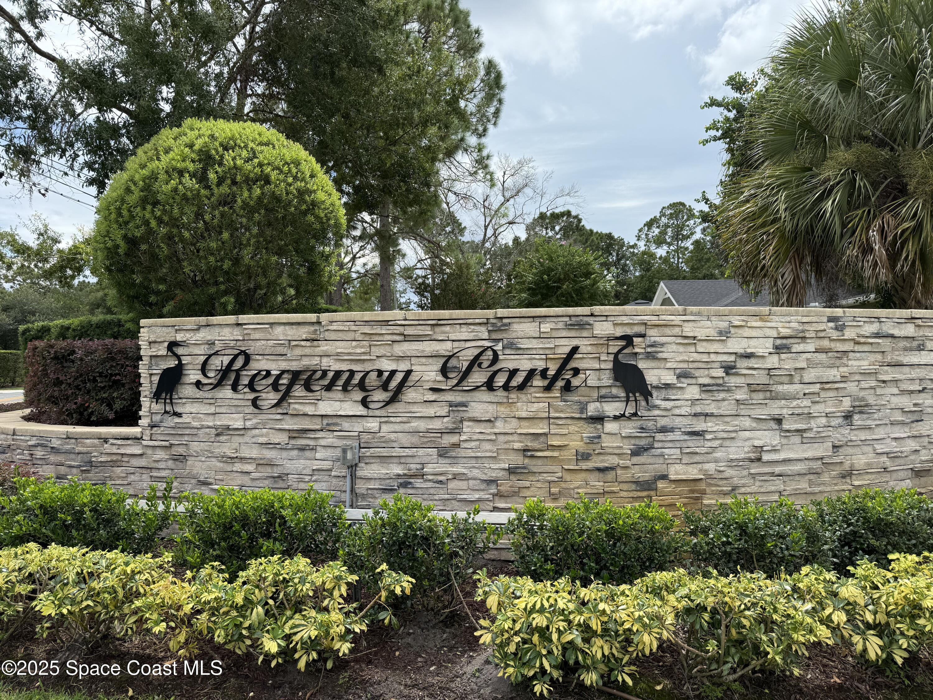 4350 King Edward Drive