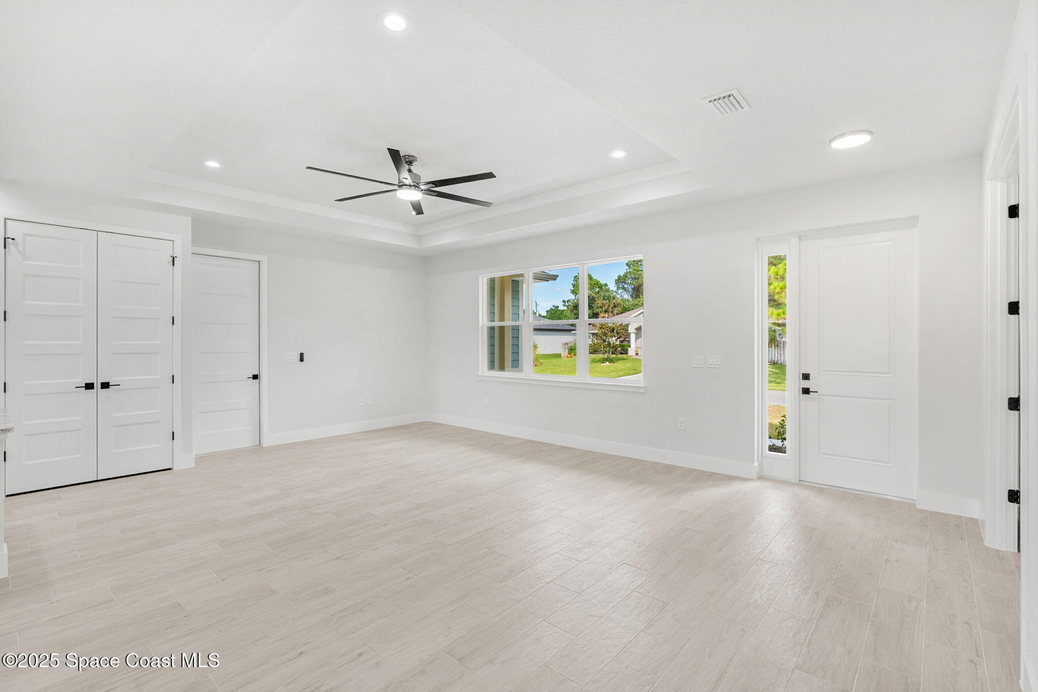 276 Americana Boulevard NW