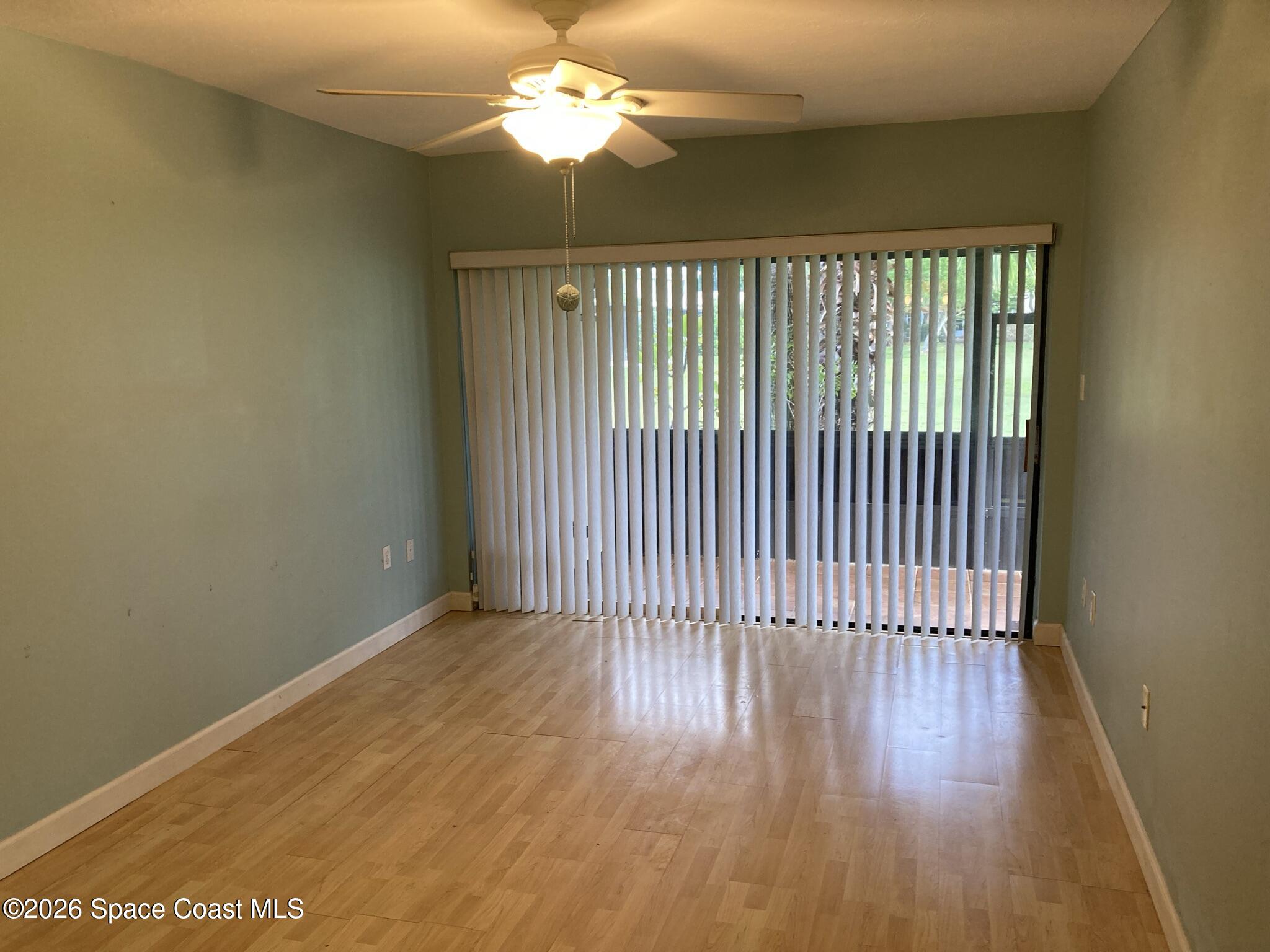 2 Country Club Road 27