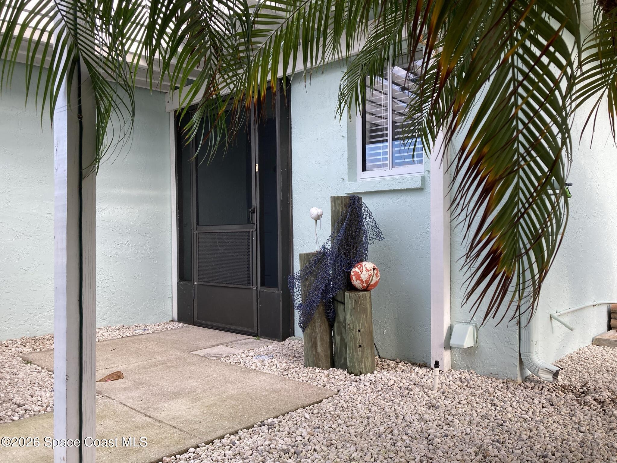 2 Country Club Road 27