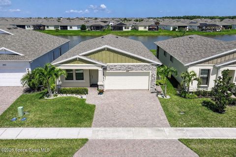 Photo of 1453 Great Belt Circle, Melbourne, FL 32940 (MLS # 1073848)