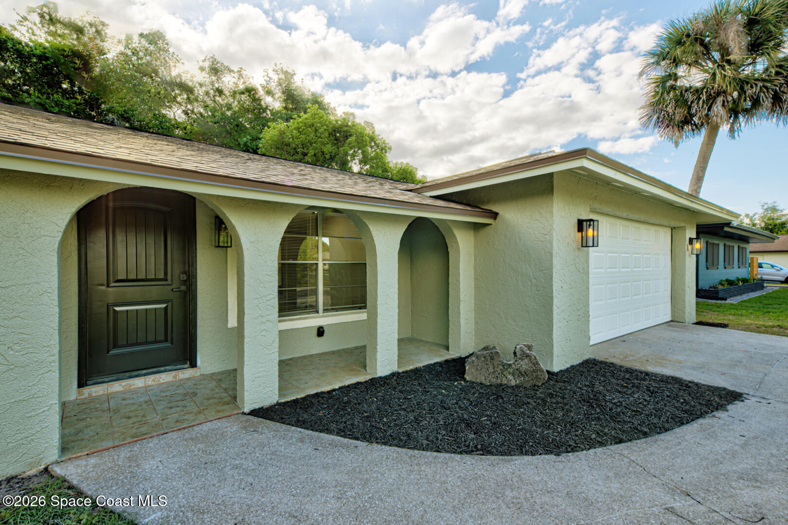 1095 Carol Avenue