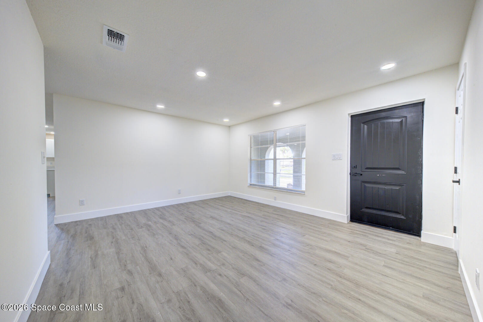 1095 Carol Avenue