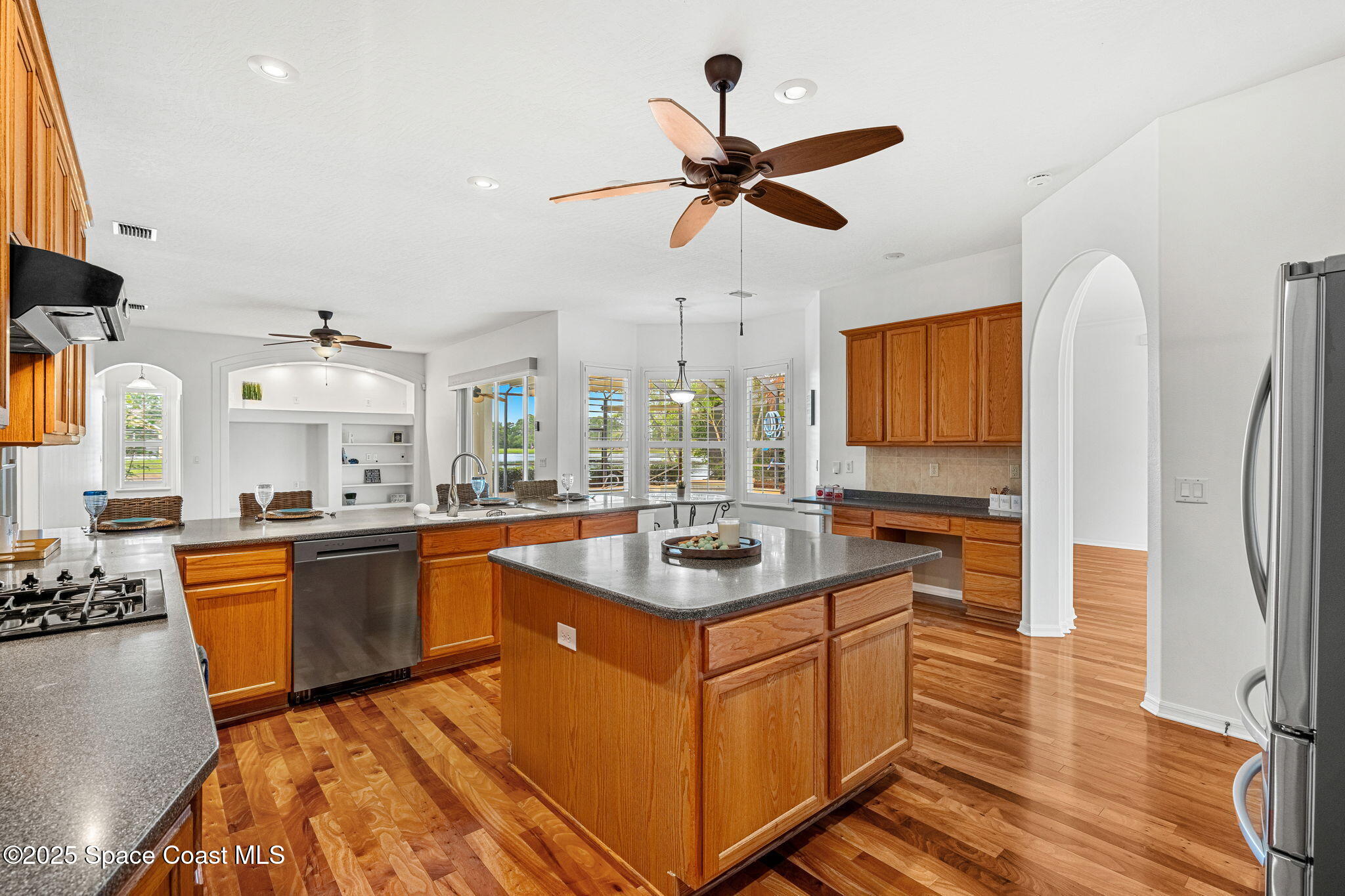 872 Coral Springs Street