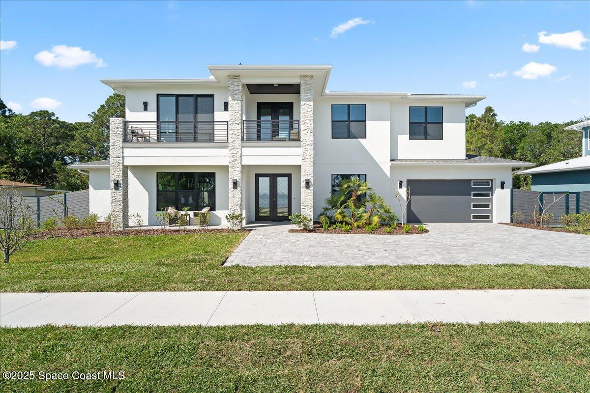 5306 Riveredge Drive