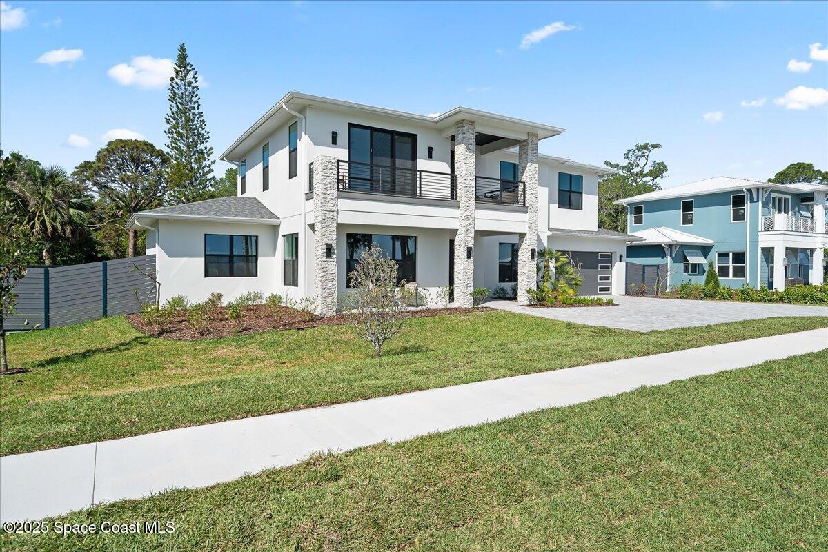 5306 Riveredge Drive