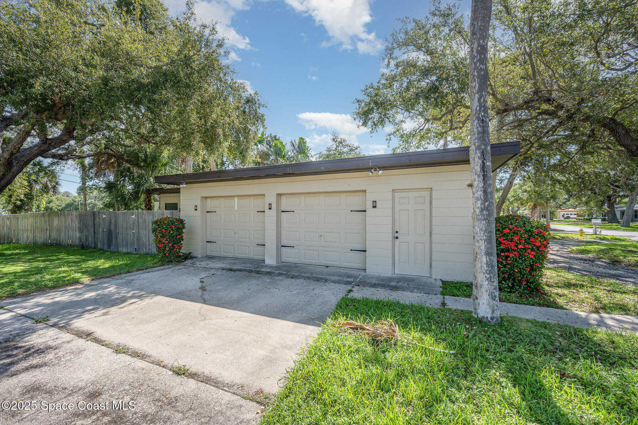 150 W Alachua Lane