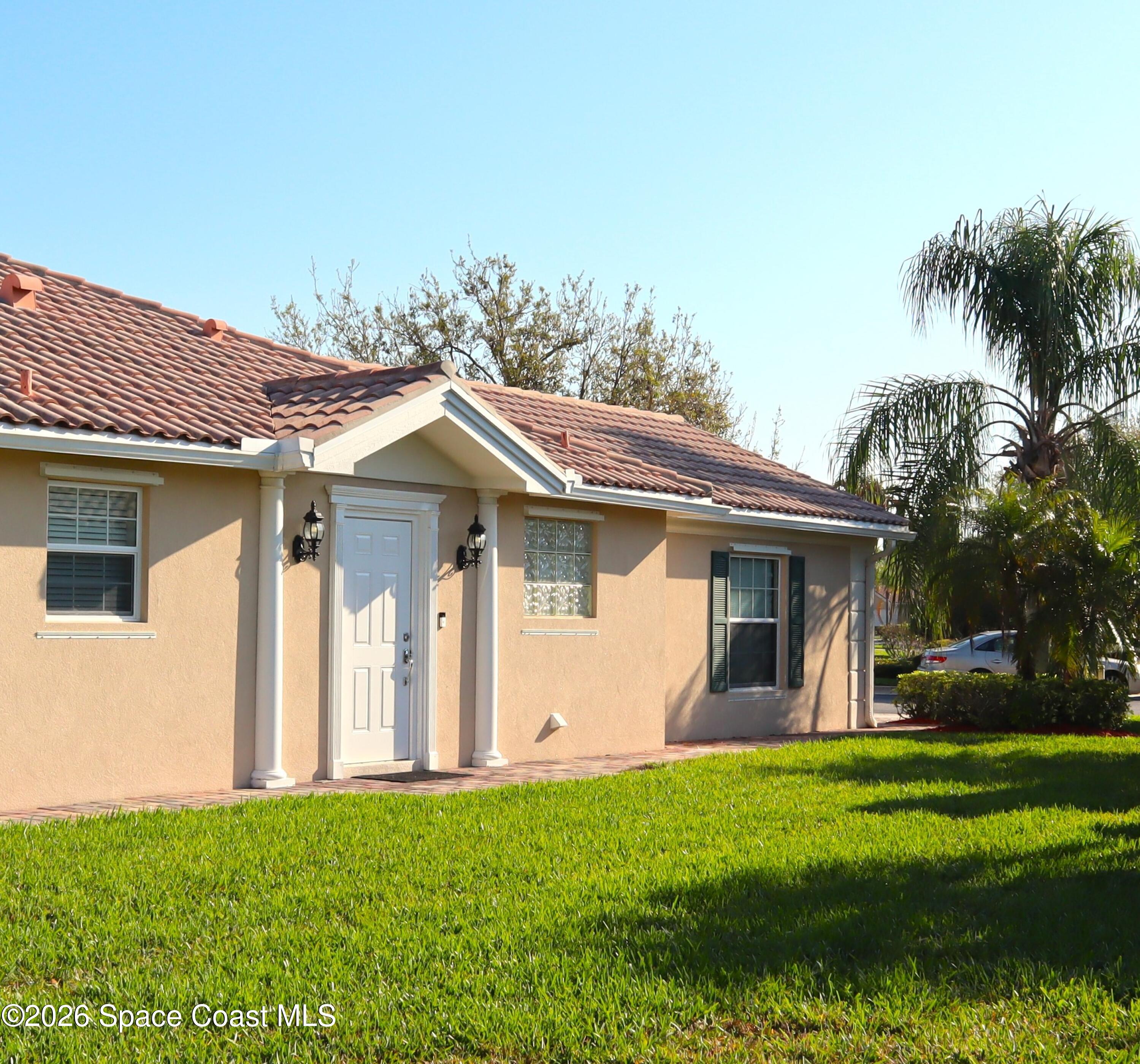 3494 Hyperion Way SE