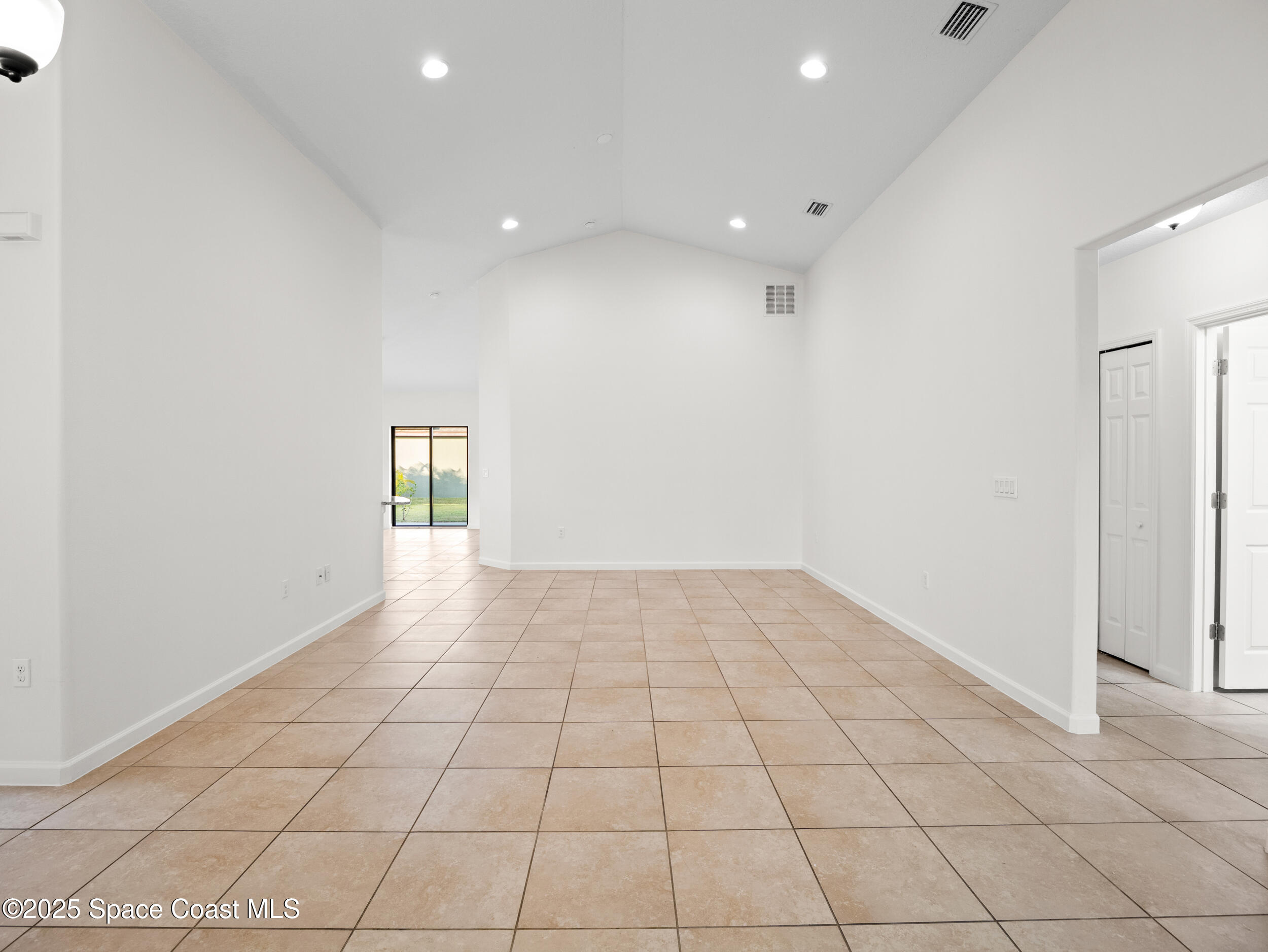 4469 Alligator Flag Circle