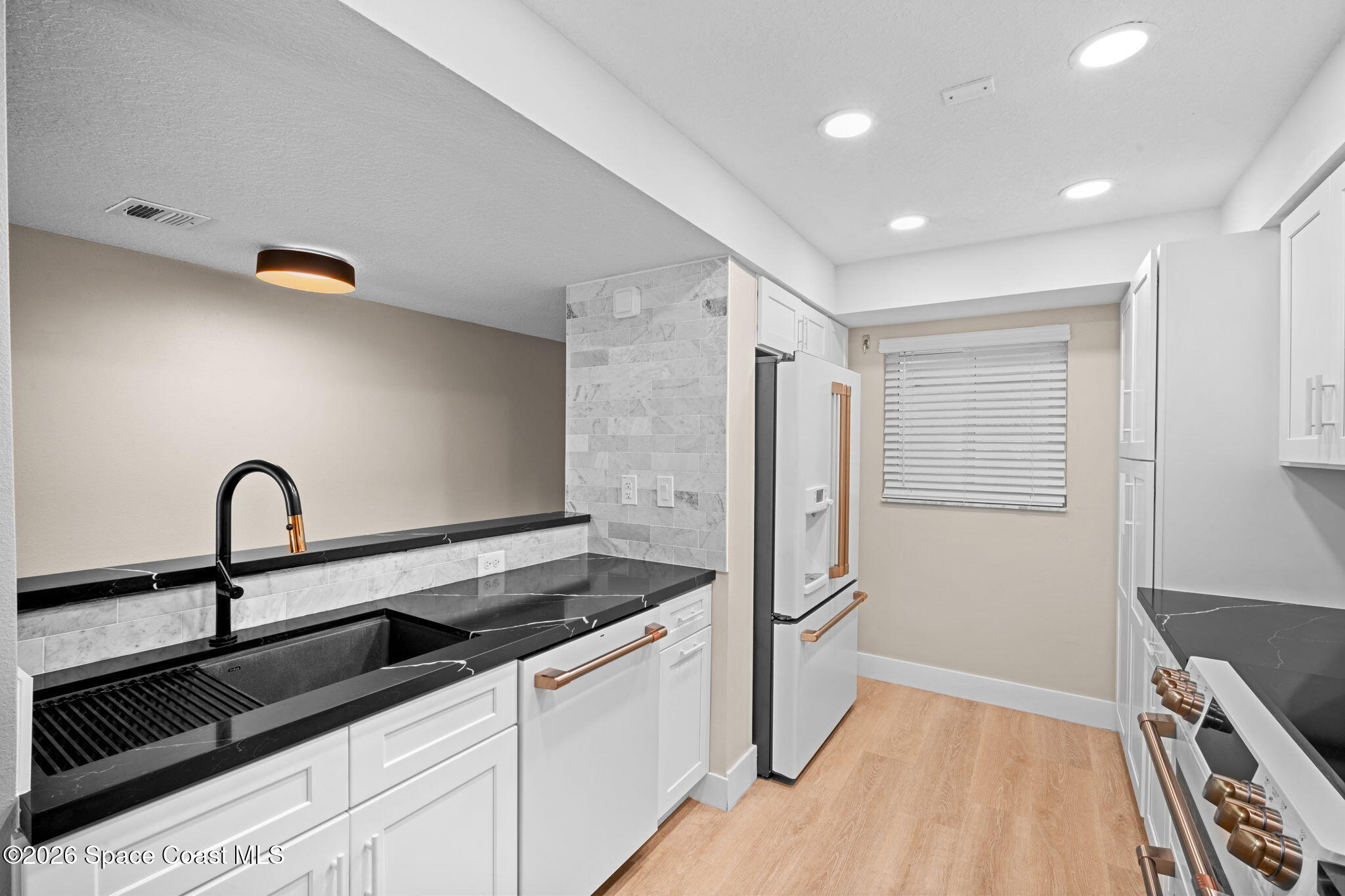 3060 N Atlantic Avenue 412