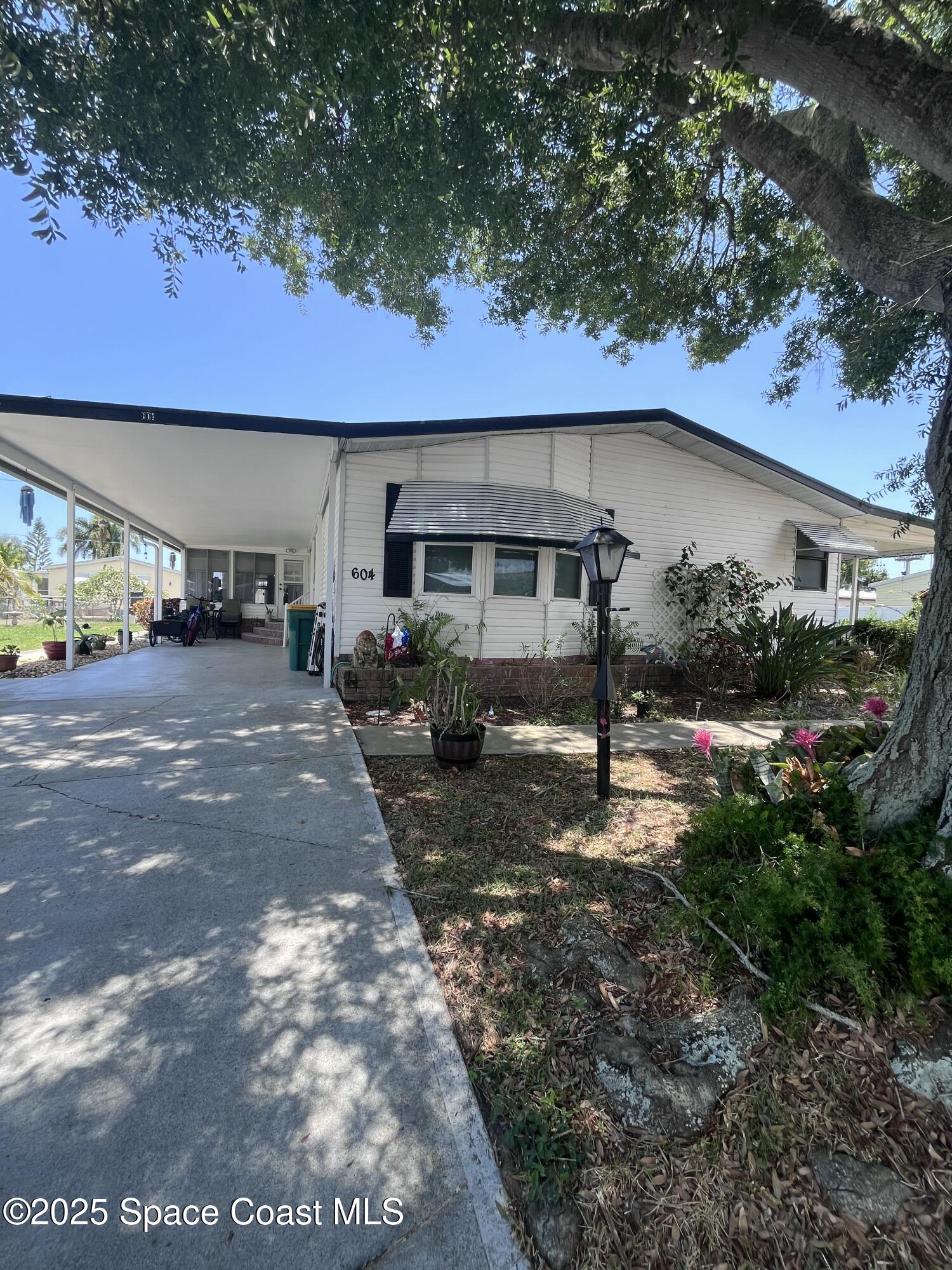 604 Amaryllis Drive