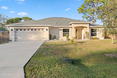 565 Rembrandt Street SE Palm Bay FL 32909