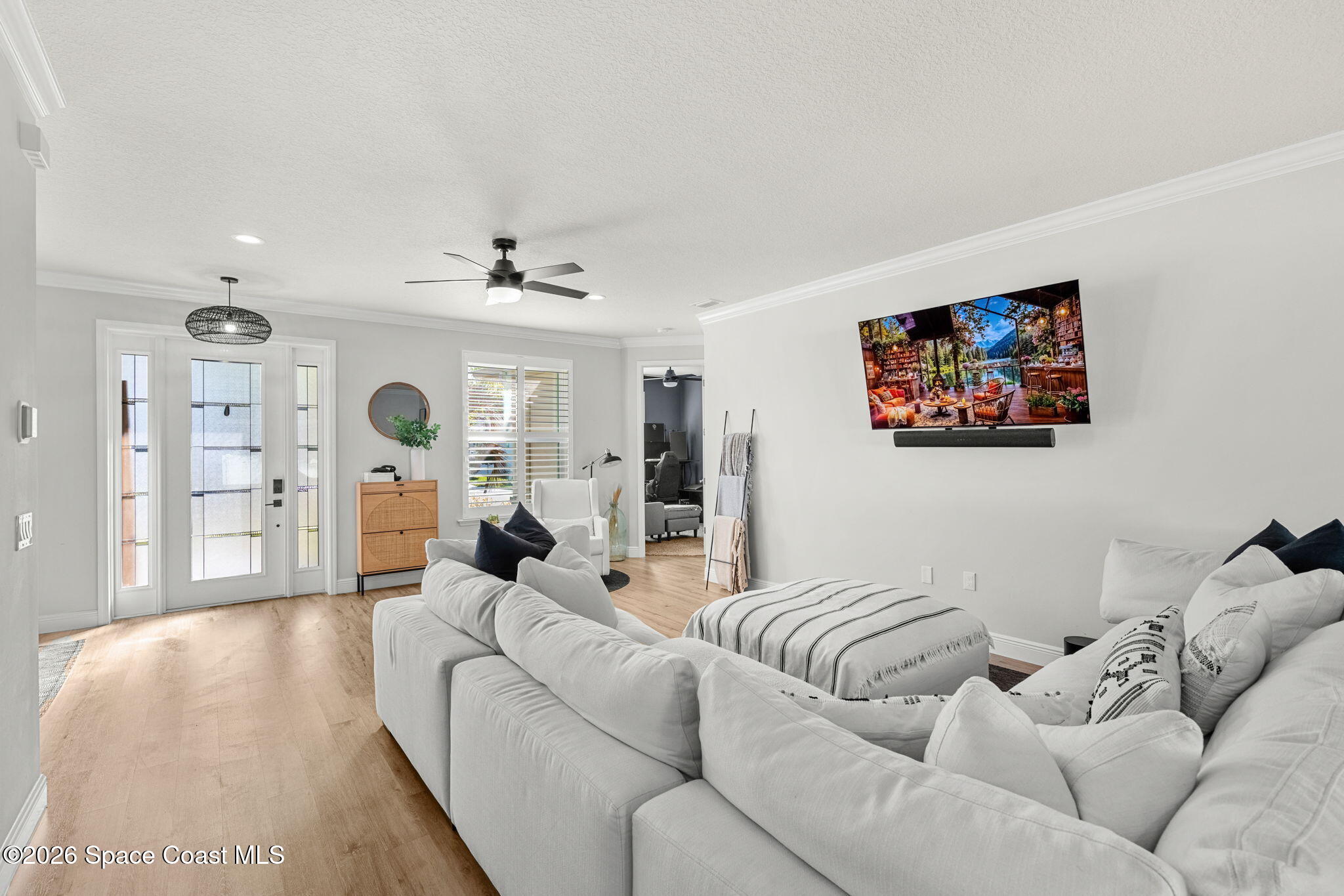 840 Hawks Ridge Court NE