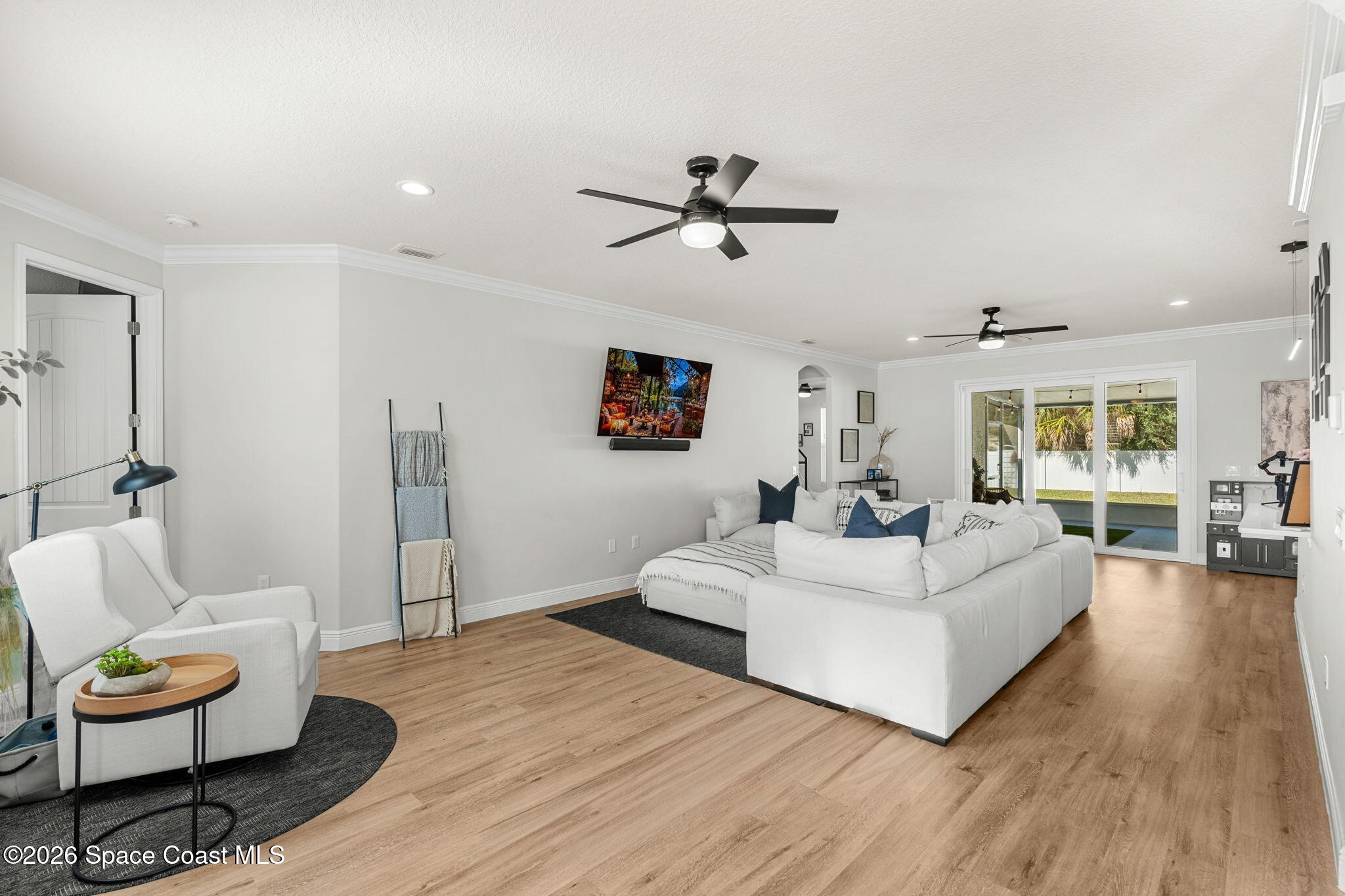 840 Hawks Ridge Court NE