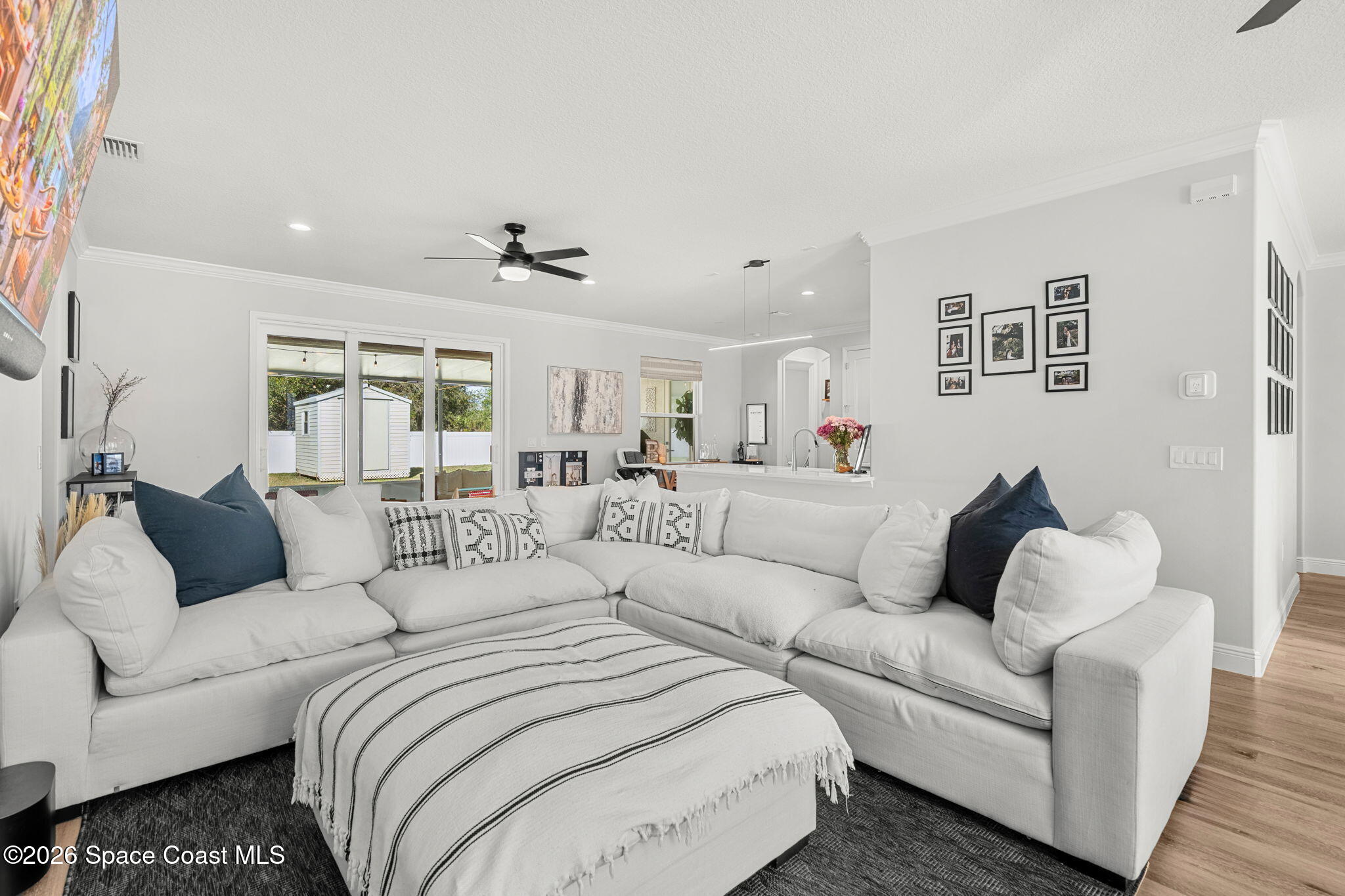 840 Hawks Ridge Court NE