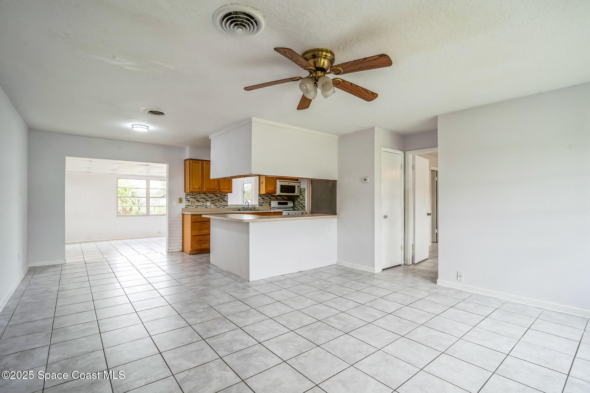1305 Estridge Drive