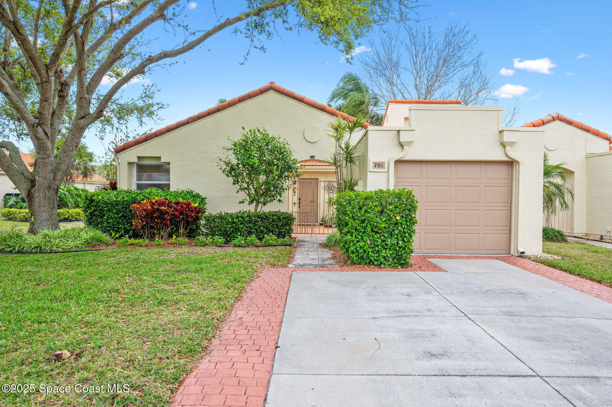 701 Pine Island Drive
