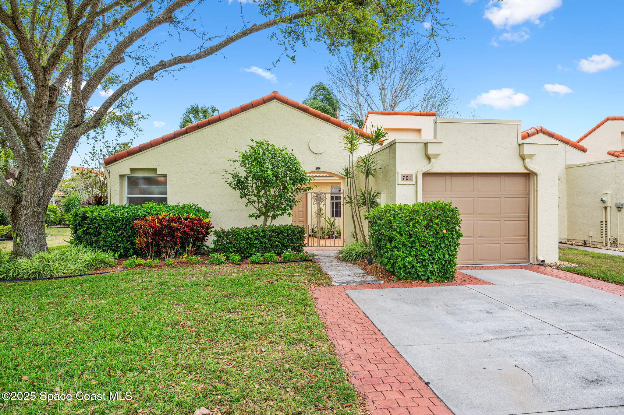 701 Pine Island Drive