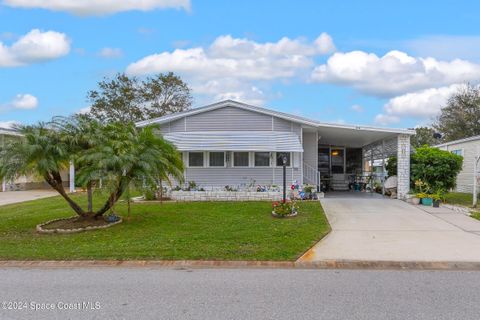 A home in Barefoot Bay