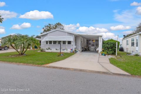 A home in Barefoot Bay