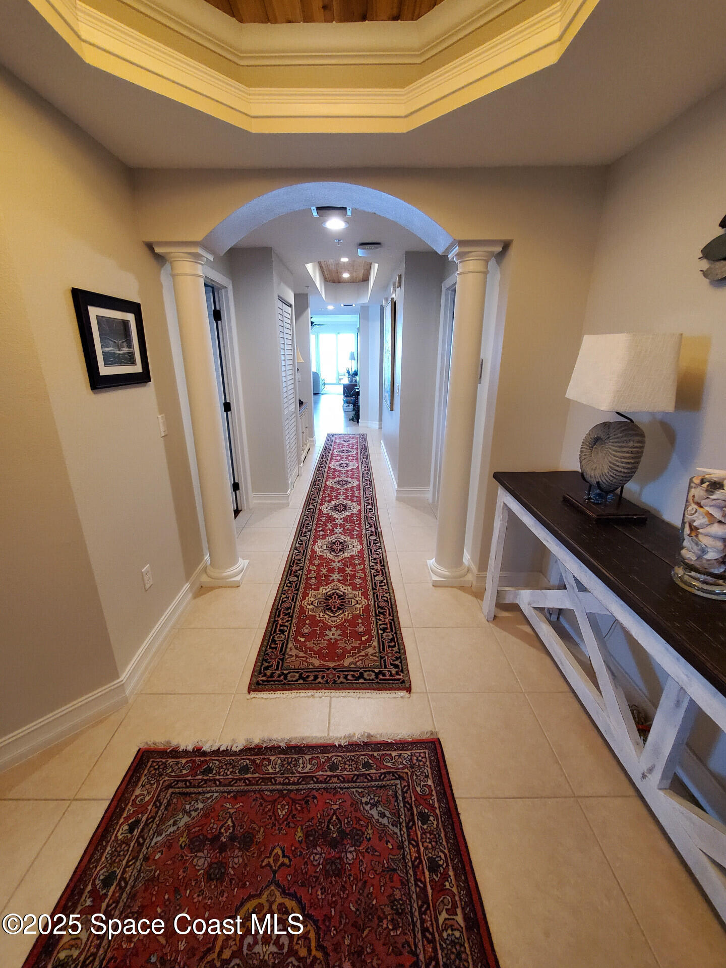 93 Delannoy Avenue 601