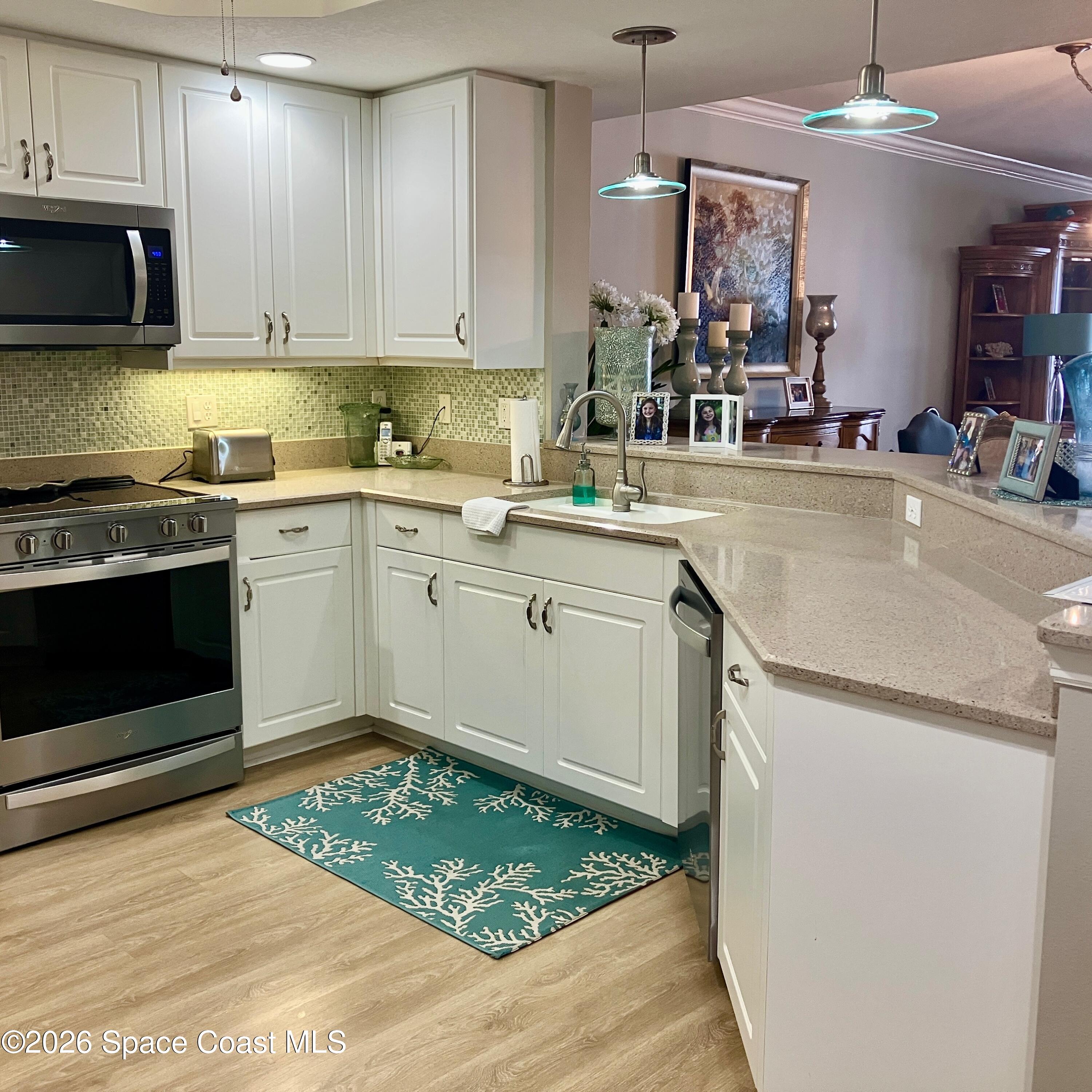500 Sail Lane 403