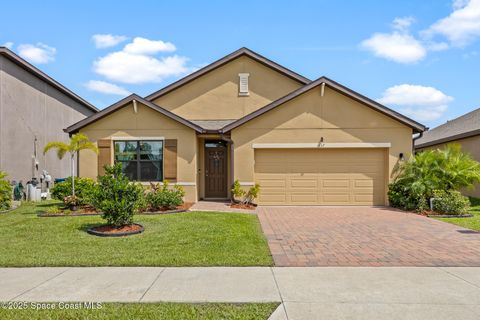 637 Old Country Road SE Palm Bay FL 32909
