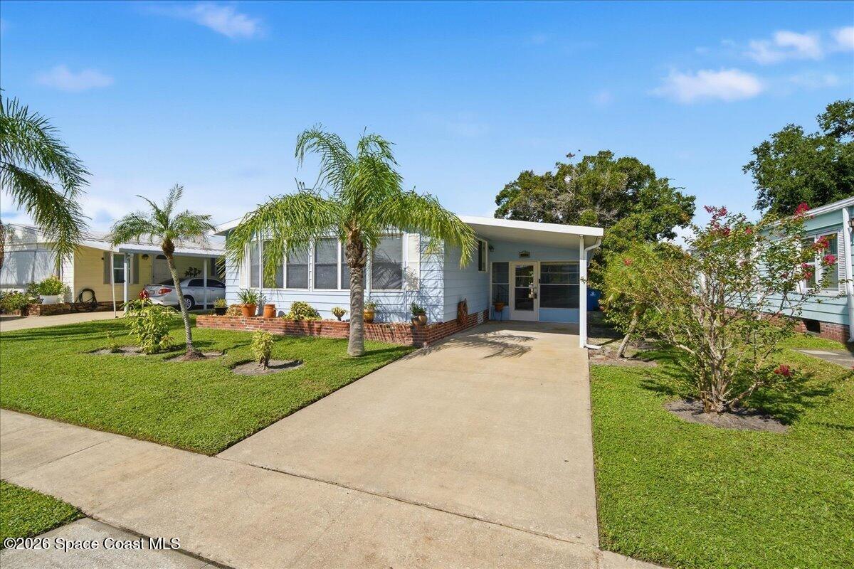 1884 Mango Street NE