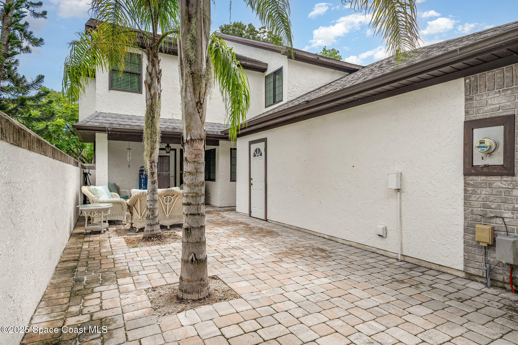 4445 Sherwood Forest Drive