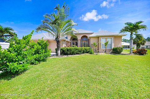 393 Farley Street SW Palm Bay FL 32908