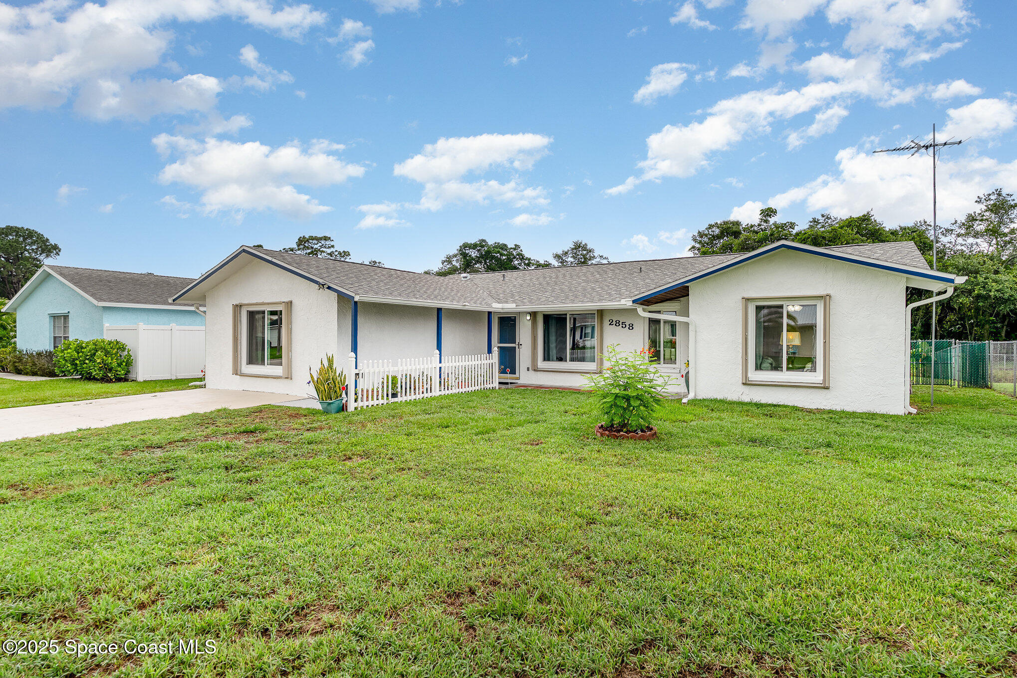 2858 Pembroke Road