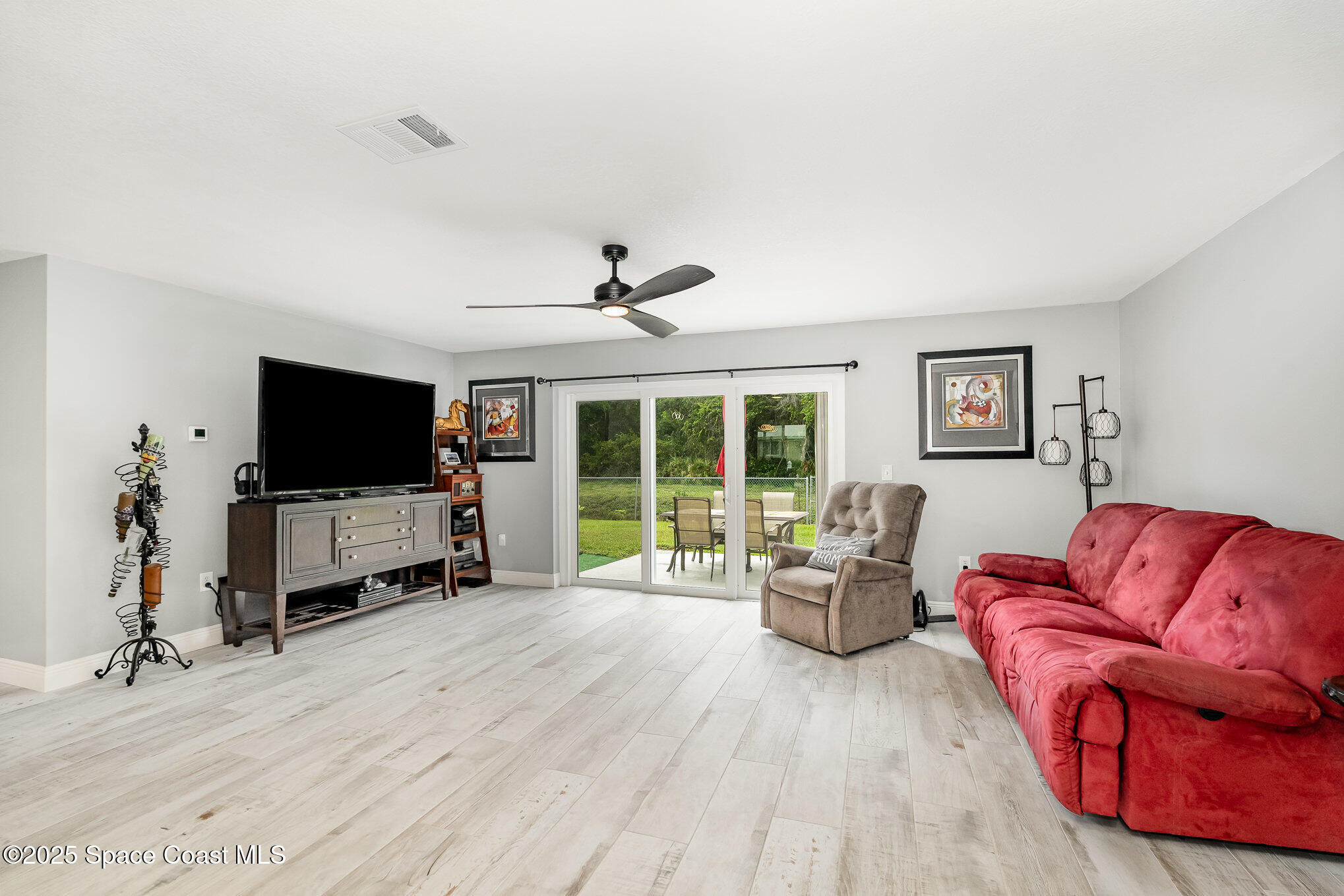 2858 Pembroke Road