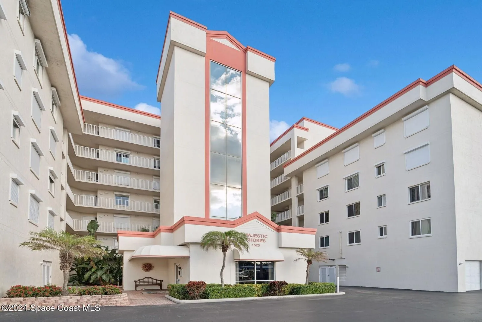 Indialantic, Florida 32903, United States, 3 Bedrooms Bedrooms, ,2 BathroomsBathrooms,Residential,Pending,24398