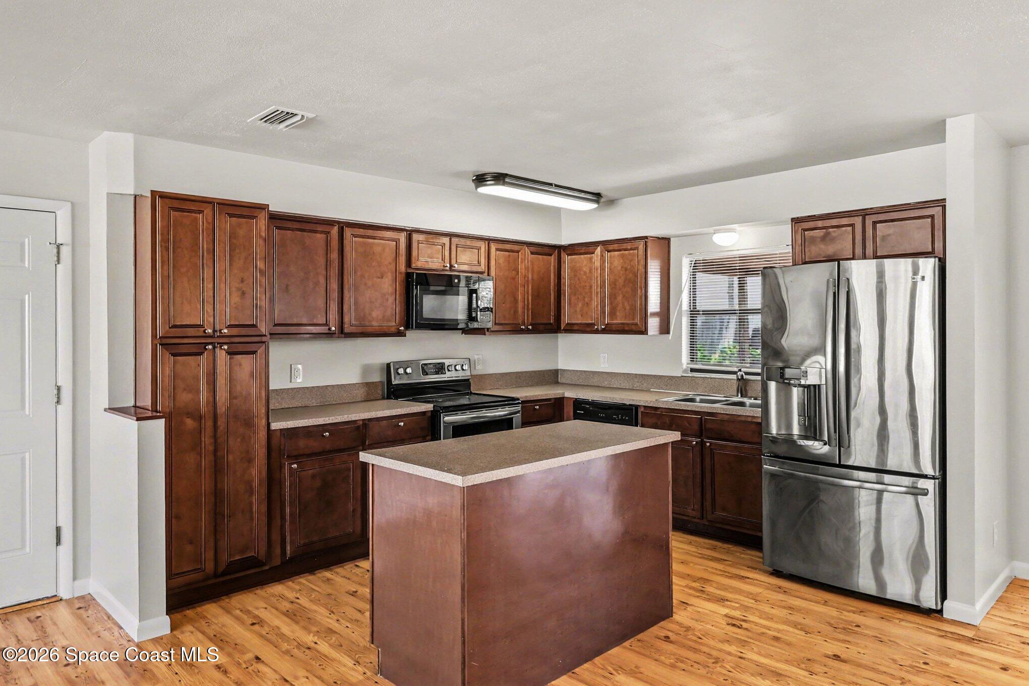 427 Frankford Avenue NW