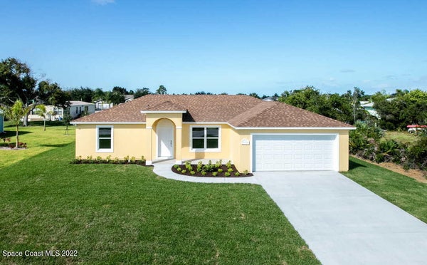 3730 12TH ST, SEBASTIAN, FL 32976 - Image ab2748ec38bbd1692799be32d1d72d3b/1170948167