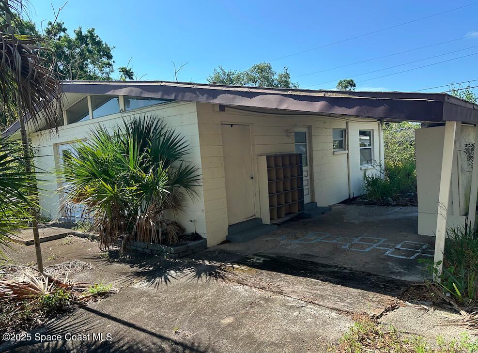 2165 Sarno Road