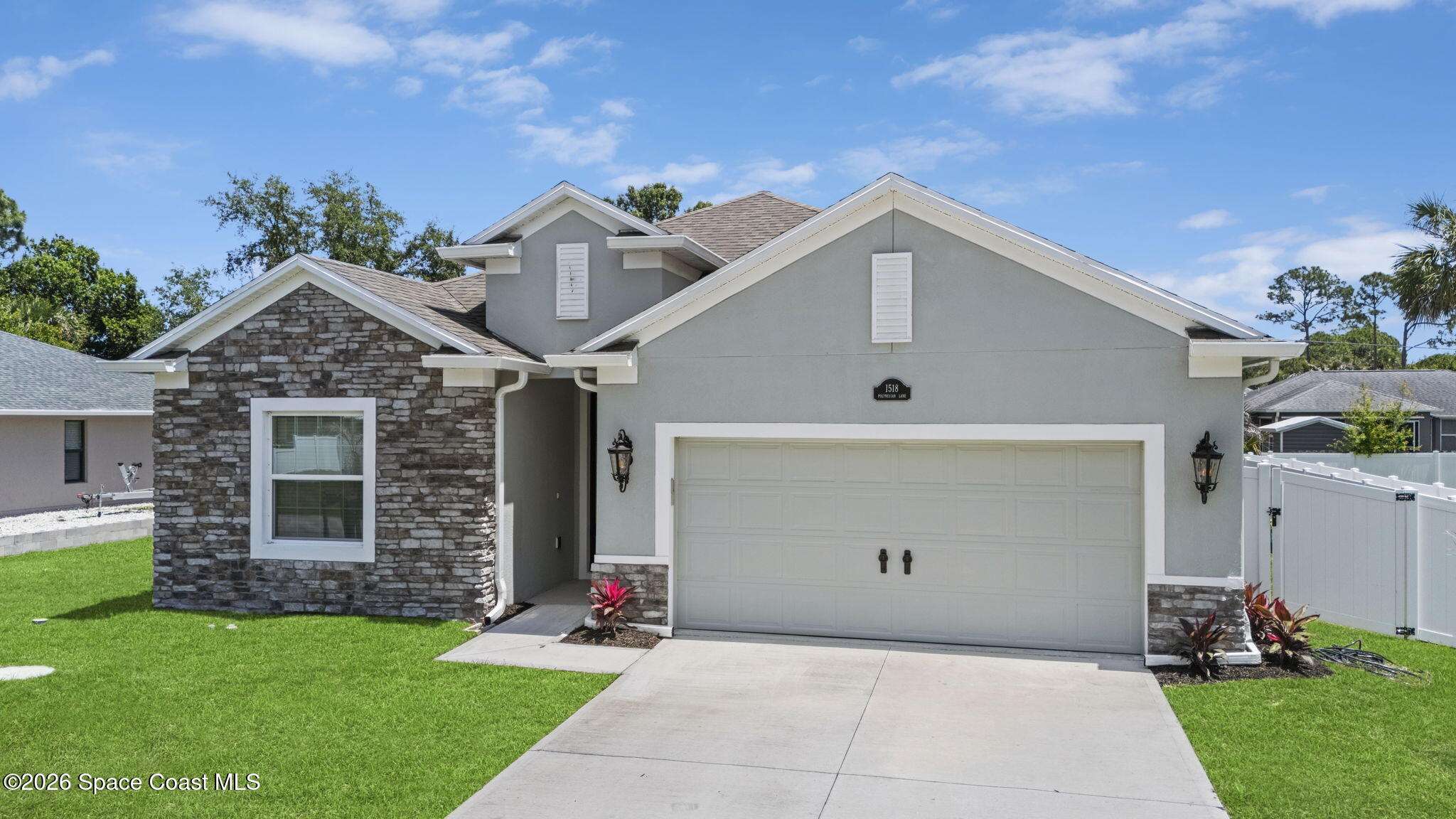 1518 Polynesian Lane