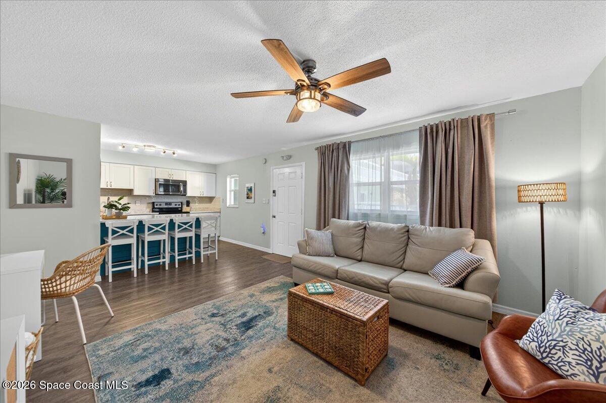 299 E Central Boulevard 2