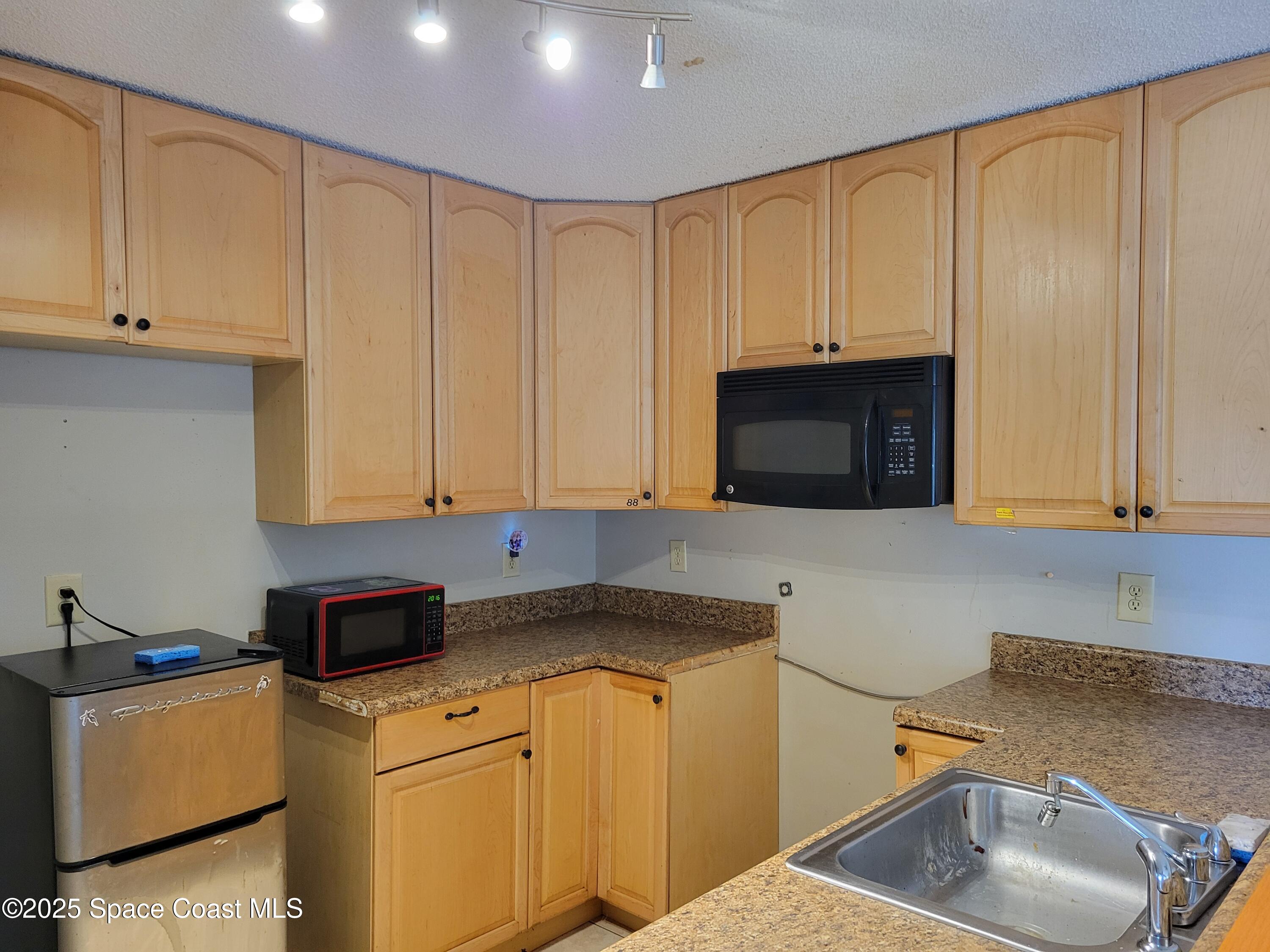 1421 Sheafe Avenue NE 106