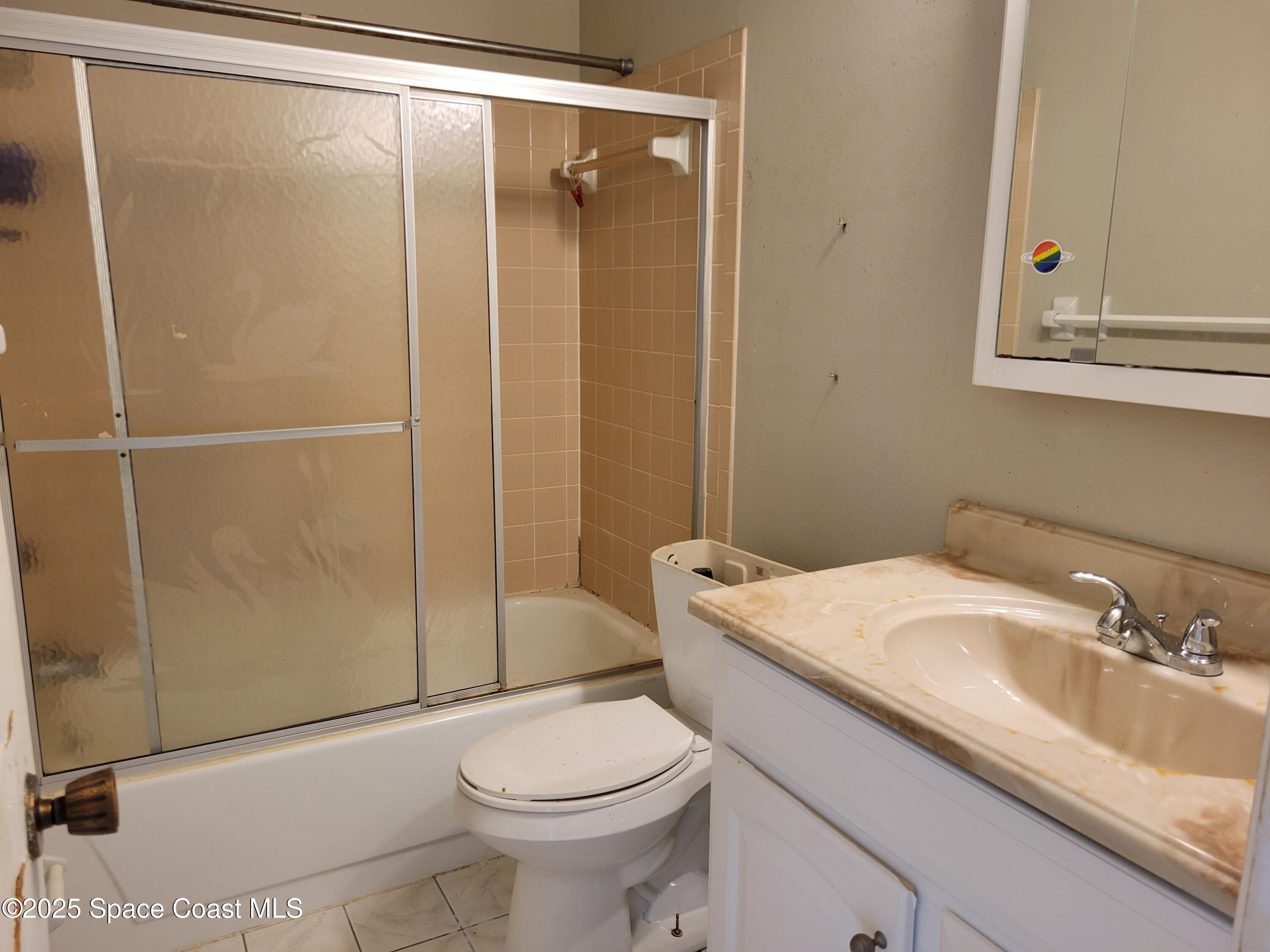 1421 Sheafe Avenue NE 106