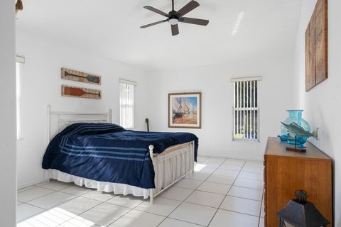 Single Family Residence in Sebastian FL 428 Bywood Avenue 53.jpg