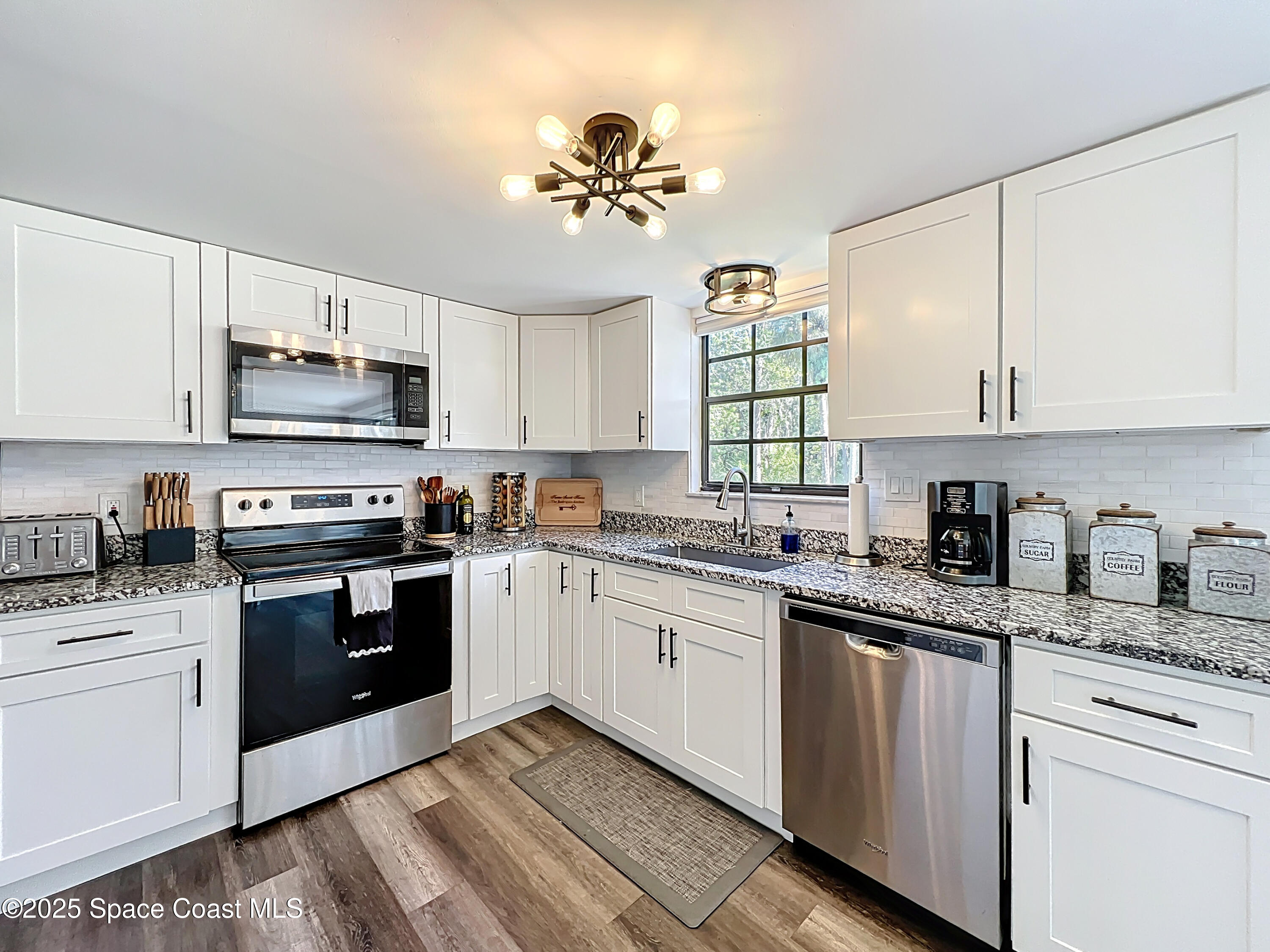 7595 Turkey Point Drive